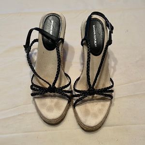 *FINAL PRICE* Banana Republic Women’s Size 6 Wedge Braided Strappy Sandal